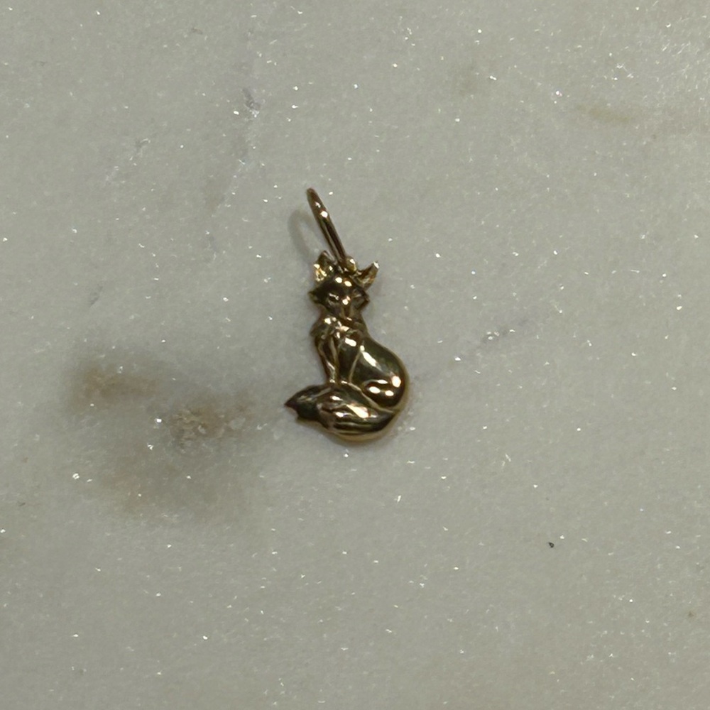 local eclectic 9k solid gold fox charm - Picture 2 of 6